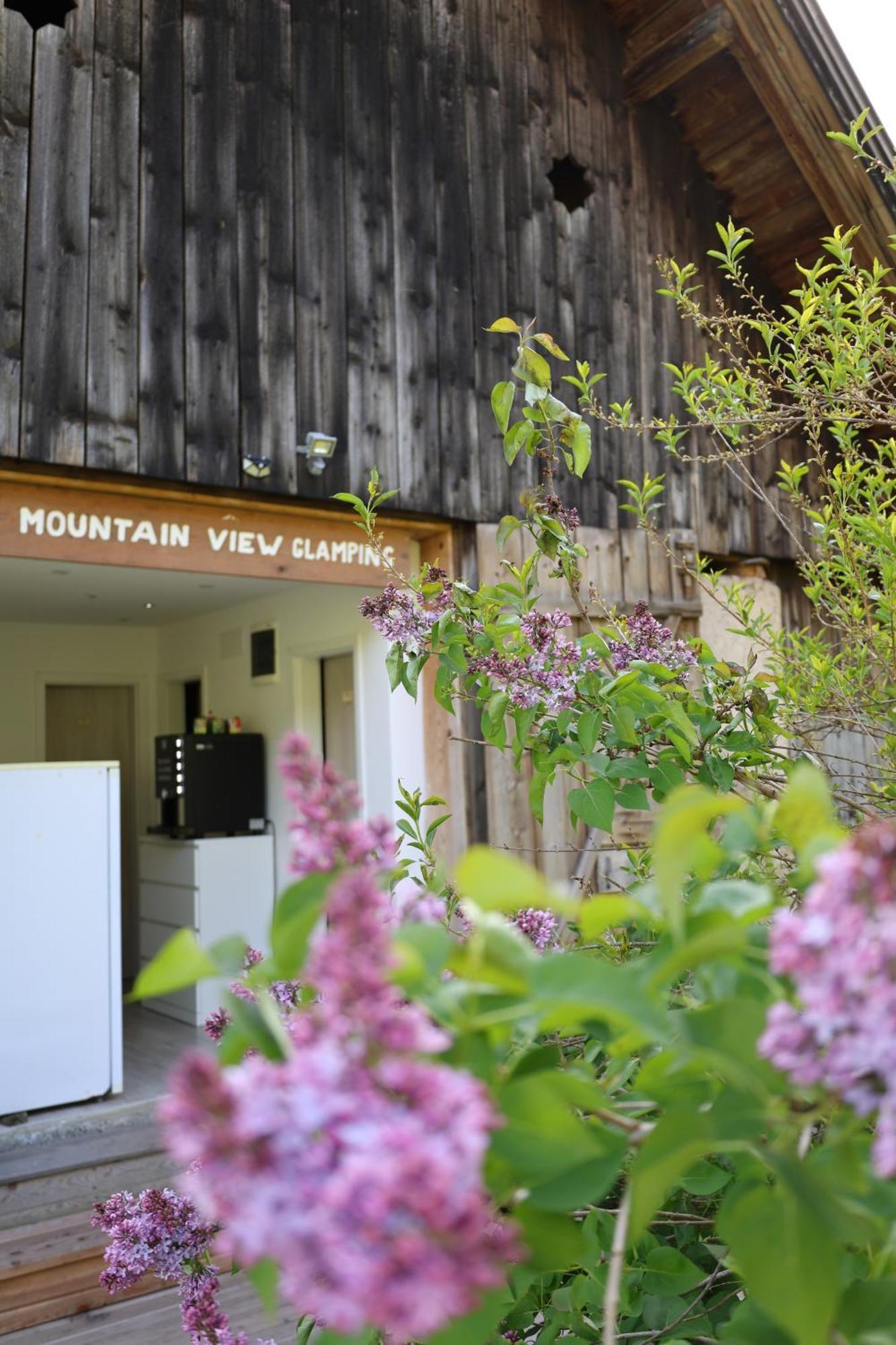 Villa Mountain View Glamping à Dovje Extérieur photo